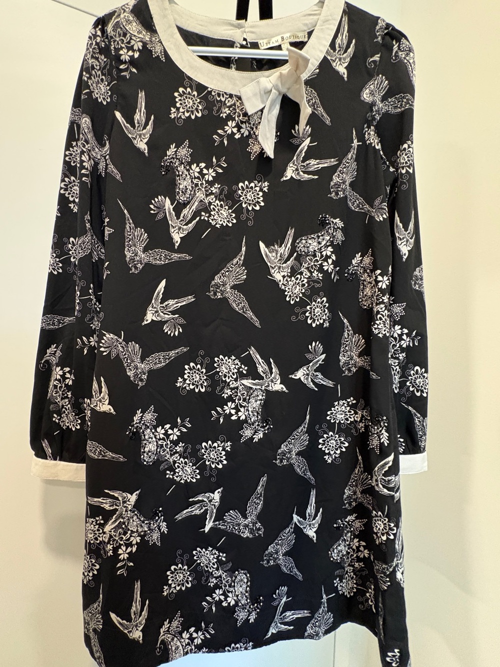 Black & White Bird-Print Shift Dress